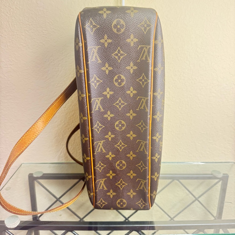 Louis Vuitton Monogram Canvas Cite GM Bag - Picture 3 of 12